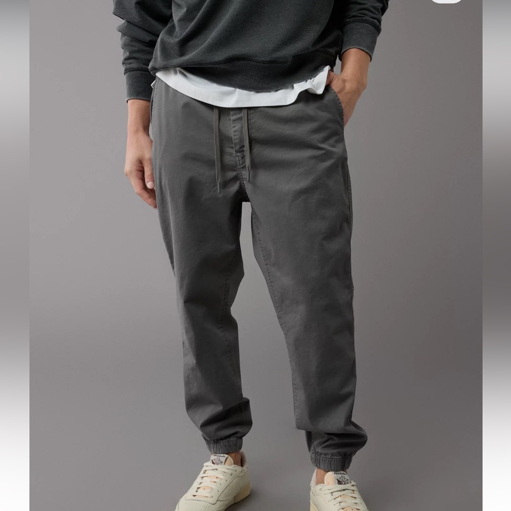 😍AEO! Men's Gray Jogger Pants